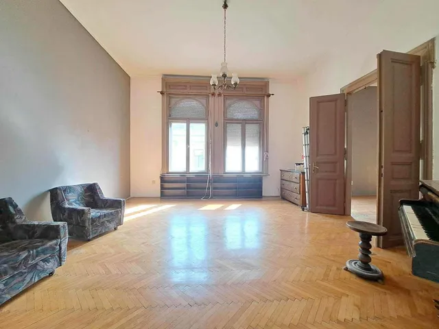 Eladó lakás Szeged, Belváros 94 nm