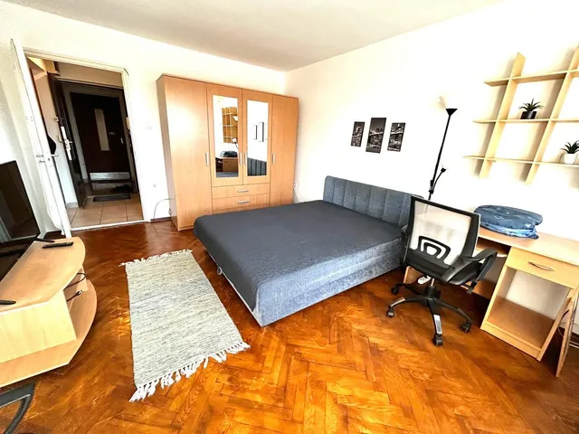 Eladó lakás Szeged, Móraváros 40 nm