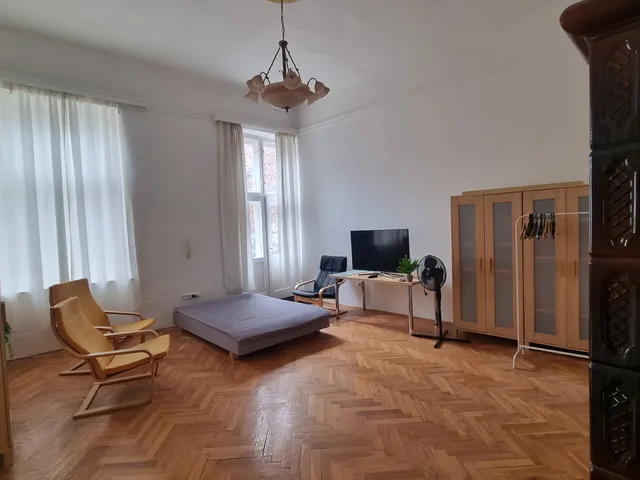 Eladó lakás Szeged, Belváros 73 nm