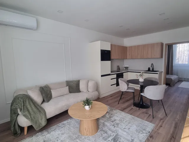 Eladó lakás Szeged, Újszeged 52 nm