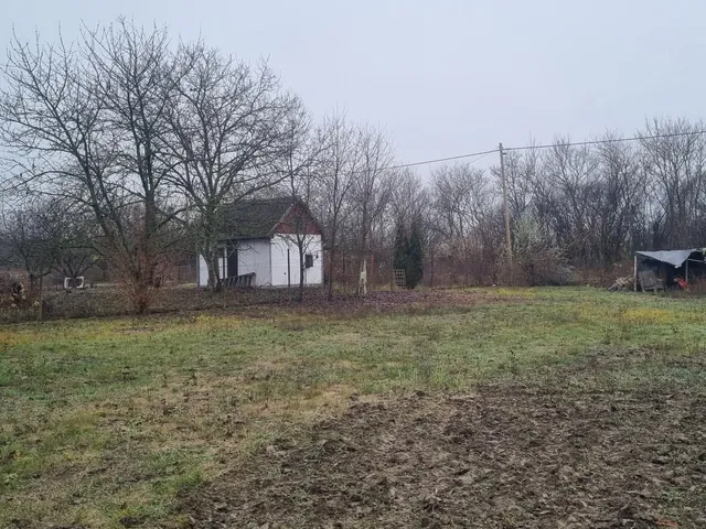 Eladó telek Újszentiván 850 nm