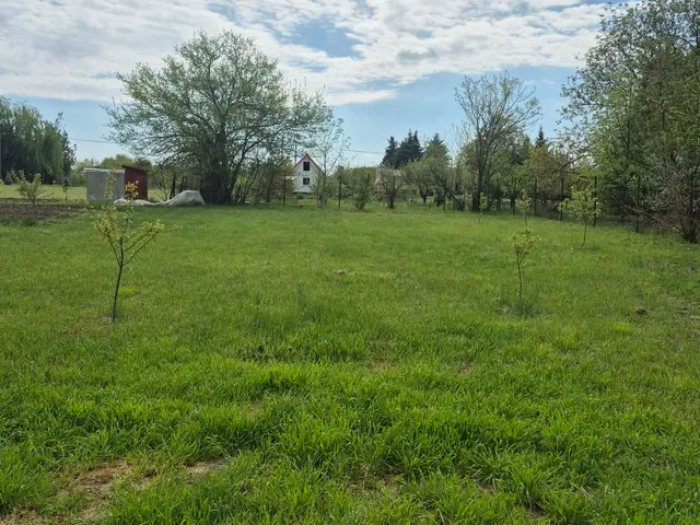 Eladó telek Újszentiván 850 nm