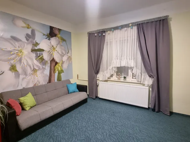 Kiadó ház Szeged, Alsóváros 45 nm