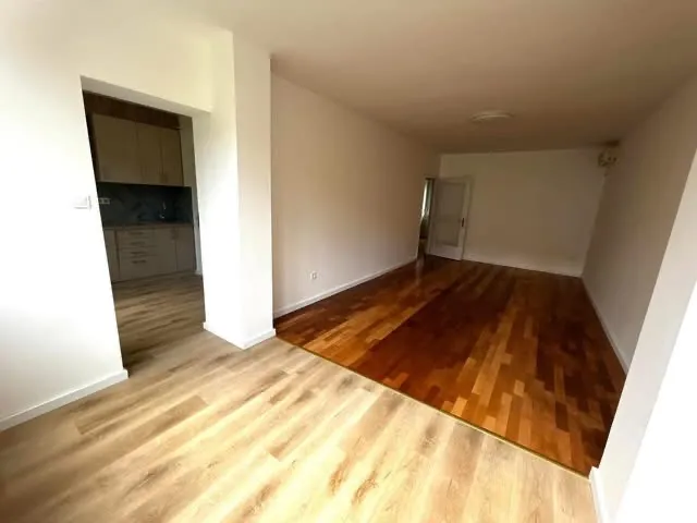 Kiadó lakás Szeged, Belváros, Berzsenyi utca 7. 2.e. 64 nm