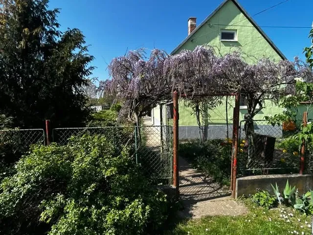 Eladó ház Szeged, Baktó 64 nm