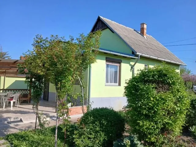 Eladó ház Szeged, Baktó 64 nm