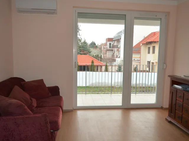 Kiadó lakás Szeged, Alsóváros 56 nm