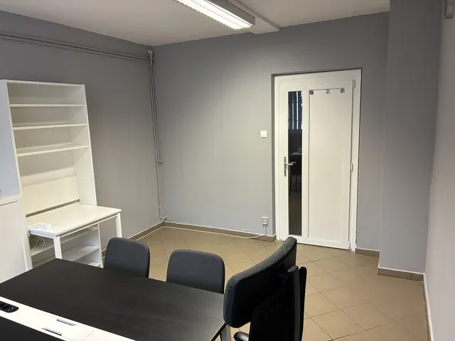 Eladó kereskedelmi és ipari ingatlan Szeged, Belváros 20 nm