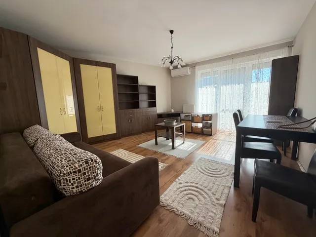 Kiadó lakás Szeged, Alsóváros 63 nm
