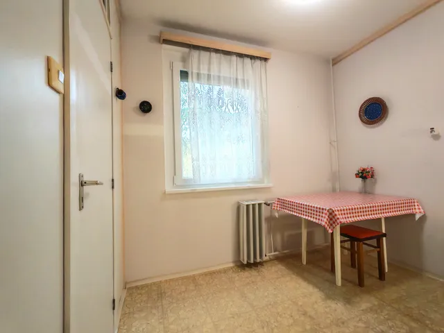 Eladó lakás Szeged, Makkosház 35 nm