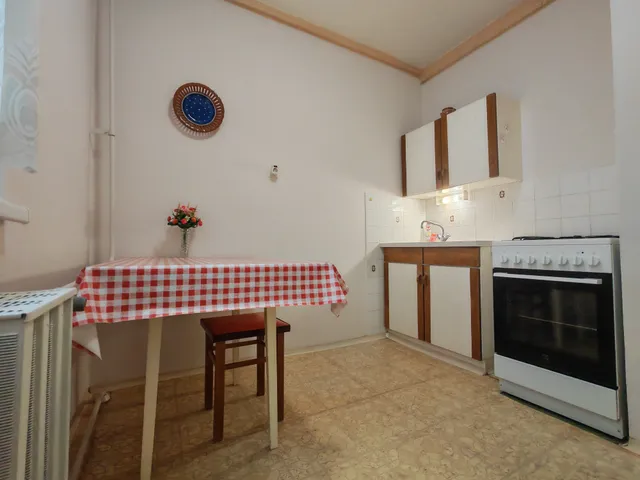 Eladó lakás Szeged, Makkosház 35 nm