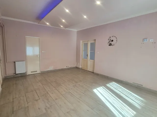 Eladó ház Szeged, Szőreg 132 nm