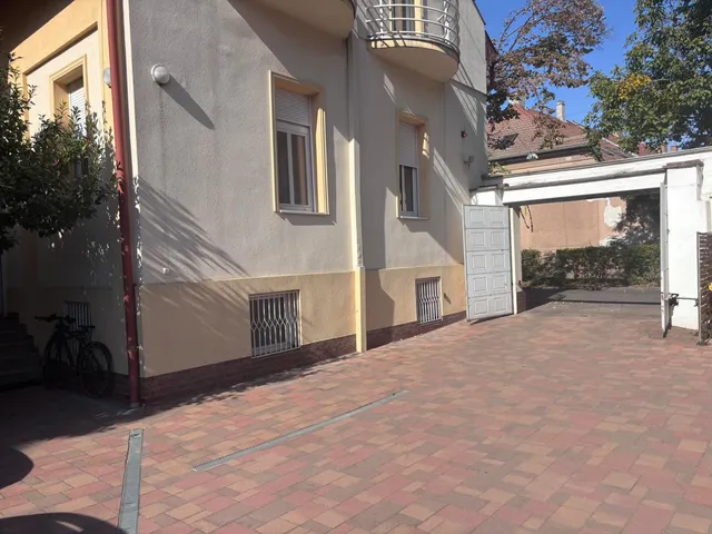 Kiadó lakás Szeged, Alsóváros 70 nm