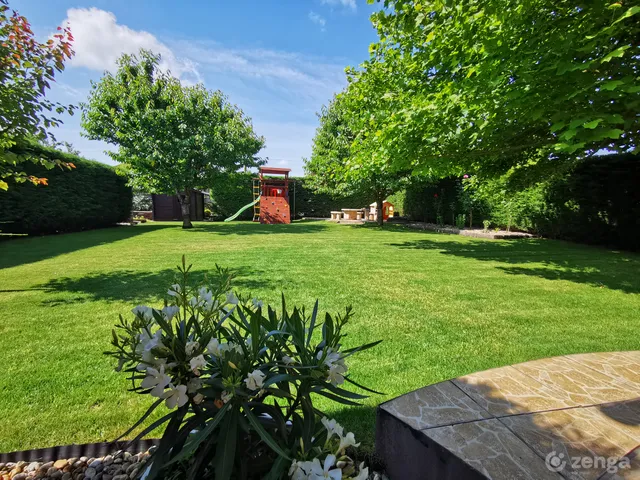 Eladó ház Kistarcsa, Fenyvesliget 155 nm