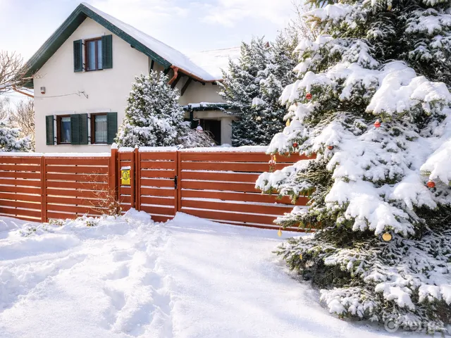 Eladó ház Telki 190 nm