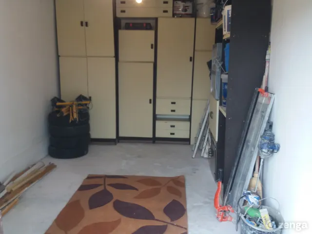 Eladó garázs Várpalota, Kismező 16 nm