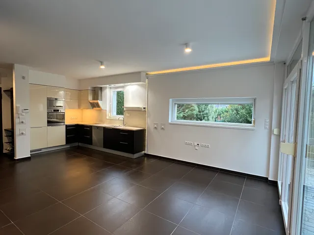 Kiadó lakás Budapest III. kerület, Iglice utca 95 nm