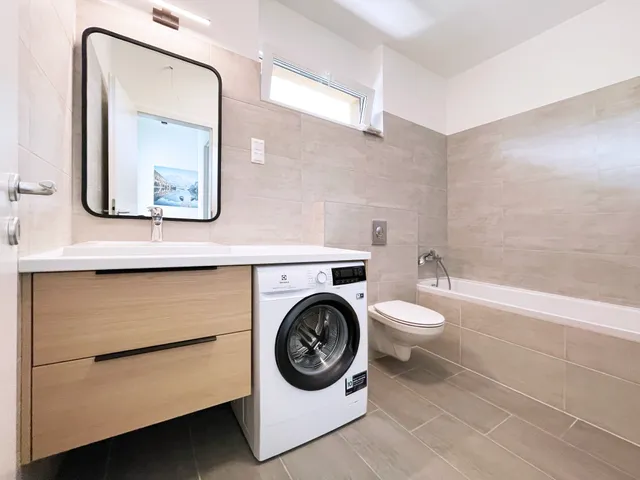 Kiadó lakás Budapest III. kerület, Pusztakúti út 71 nm