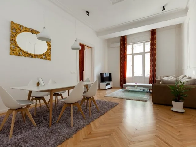 Kiadó lakás Budapest V. kerület, Zoltán utca 80 nm