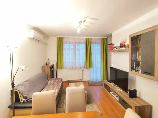 Kiadó lakás Budapest XI. kerület, Fehérvári út 45 nm