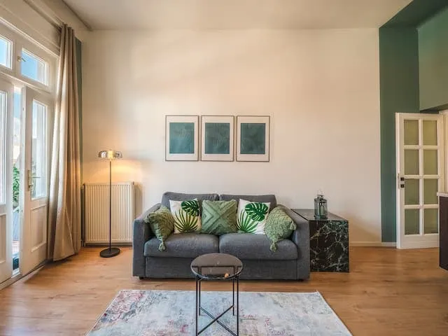 Kiadó lakás Budapest V. kerület, Akadémia utca 50 nm