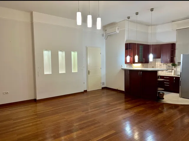 Eladó lakás Budapest V. kerület, Haris köz 79 nm