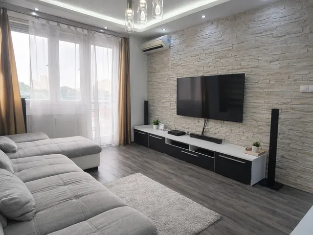 Eladó lakás Budapest XI. kerület, Bornemissza tér 37 nm