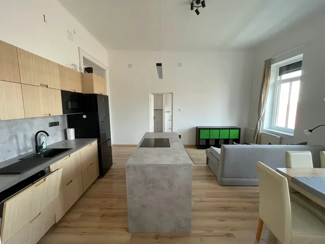 Kiadó lakás Budapest VIII. kerület, Tavaszmező utca 76 nm