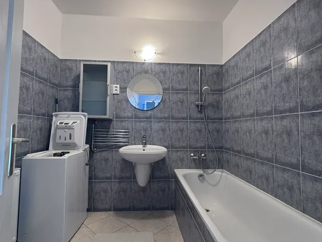 Kiadó lakás Budapest XIII. kerület, Szent László utca 36 nm