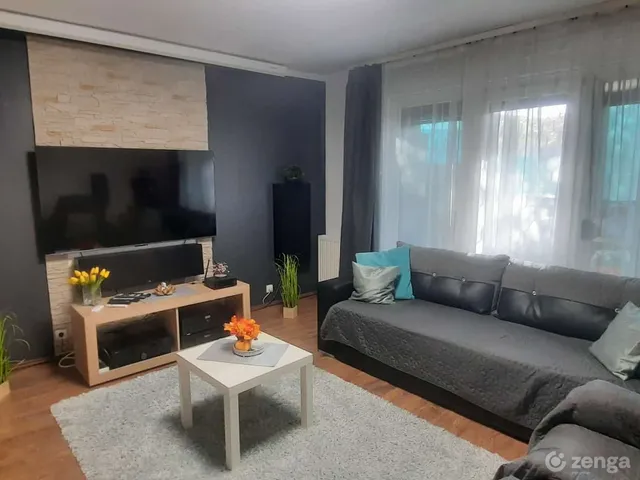 Eladó lakás Szolnok 63 nm