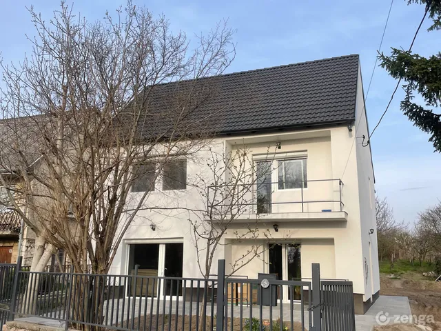 Eladó ház Baj 155 nm