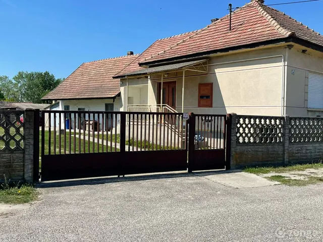 Eladó ház Makád 80 nm
