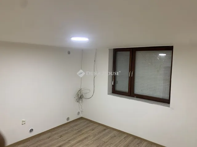 Eladó ház Örkény 75 nm