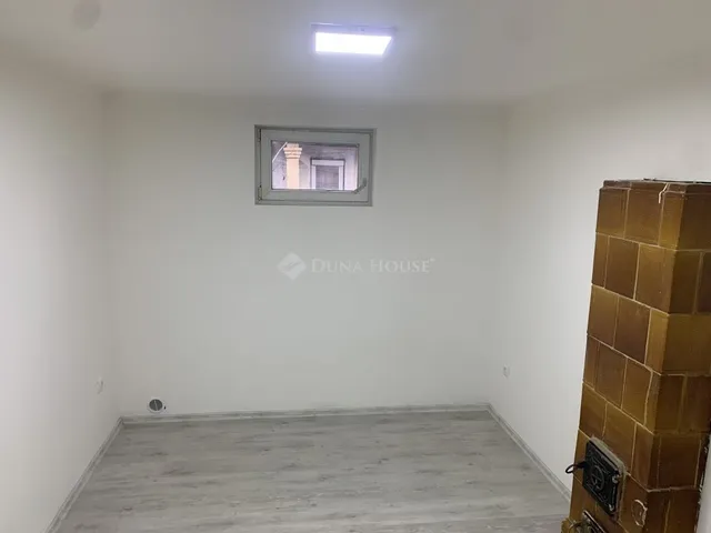 Eladó ház Örkény 75 nm