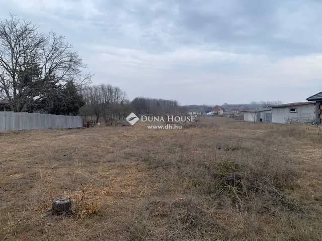 Eladó telek Dabas 2167 nm