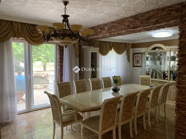 Eladó ház Örkény 157 nm