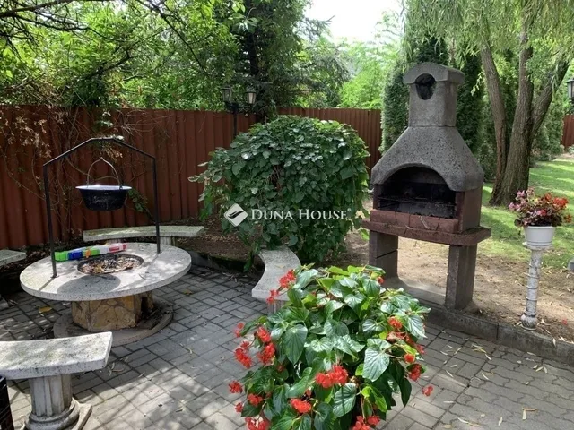 Eladó ház Örkény 157 nm