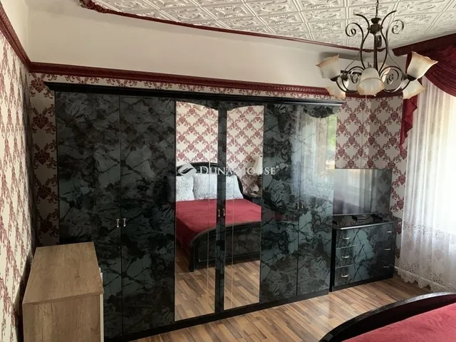 Eladó ház Örkény 157 nm