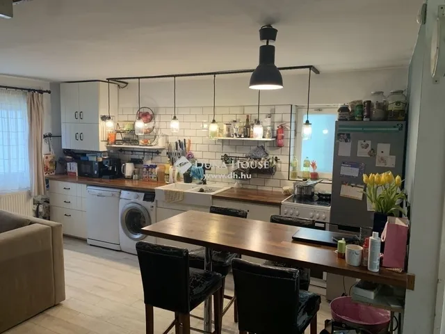 Eladó üdülő és hétvégi ház Taksony 75 nm