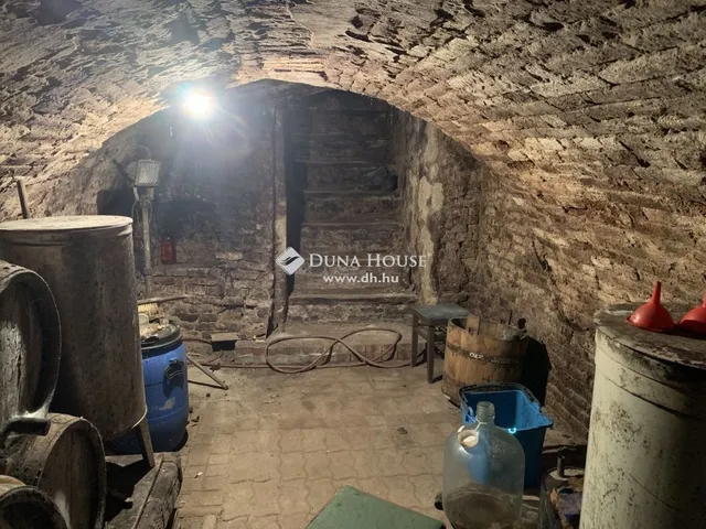 Eladó mezőgazdasági ingatlan Pilis 27 nm