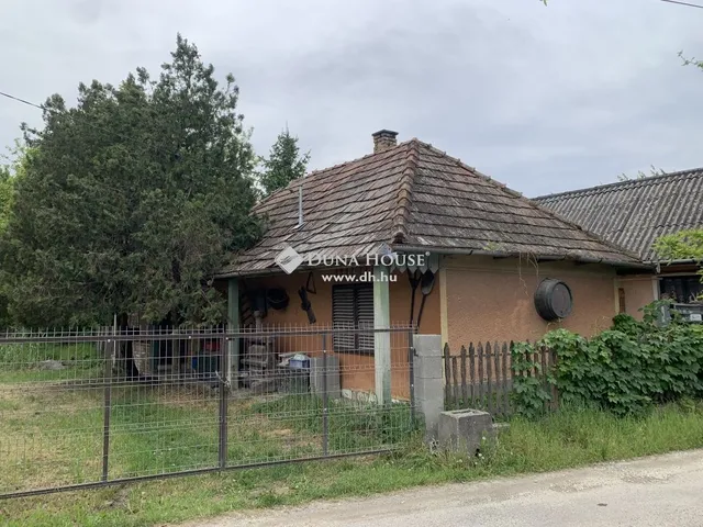 Eladó mezőgazdasági ingatlan Pilis 27 nm