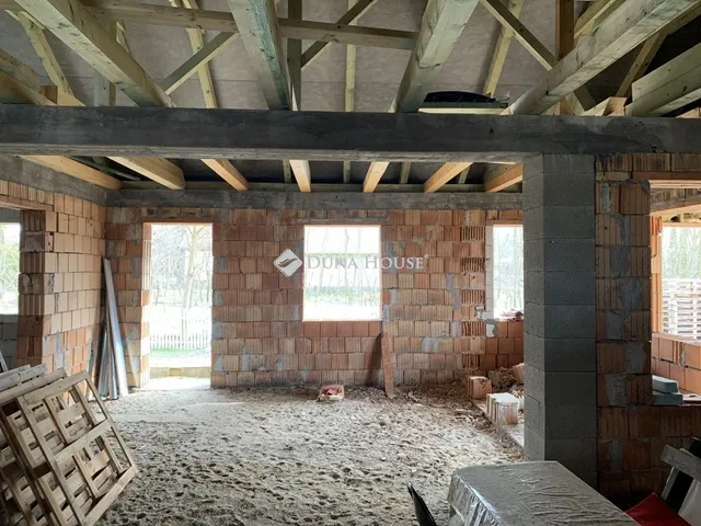 Eladó ház Hernád 96 nm