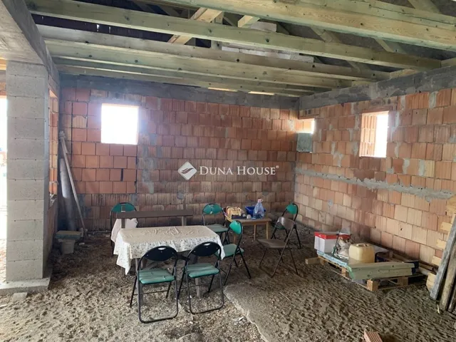 Eladó ház Hernád 96 nm