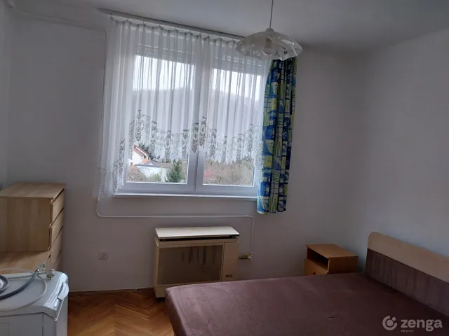 Eladó lakás Salgótarján, Kemerovó-lakótelep 53 nm