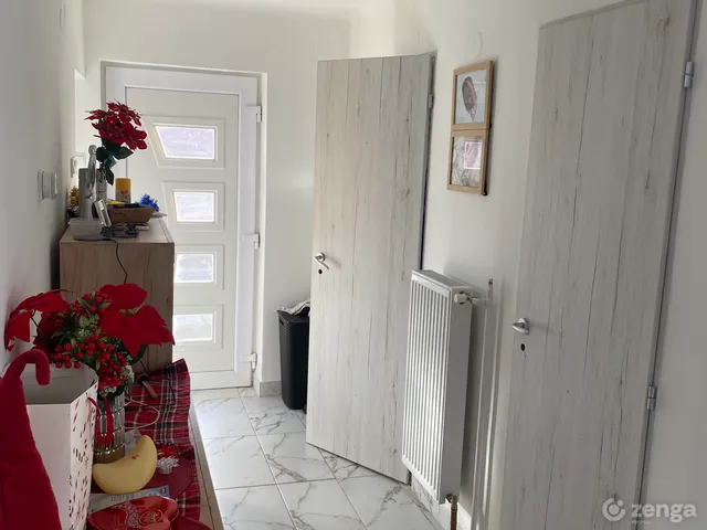 Eladó ház Piliscsév 97 nm