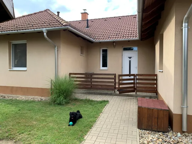 Eladó ház Veresegyház, Ligetek 120 nm