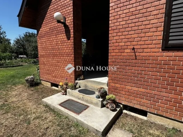 Eladó ház Budapest XVI. kerület 127 nm