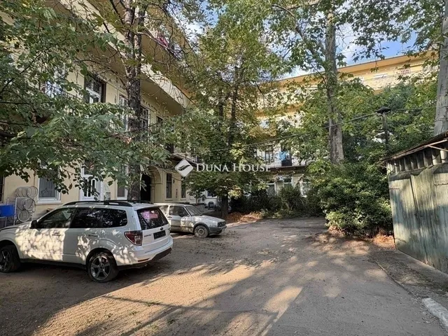 Eladó lakás Budapest X. kerület 74 nm