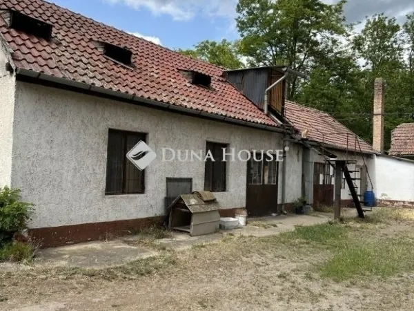 Eladó mezőgazdasági ingatlan Lajosmizse 70 nm