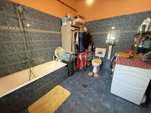 Eladó ház Monor 137 nm